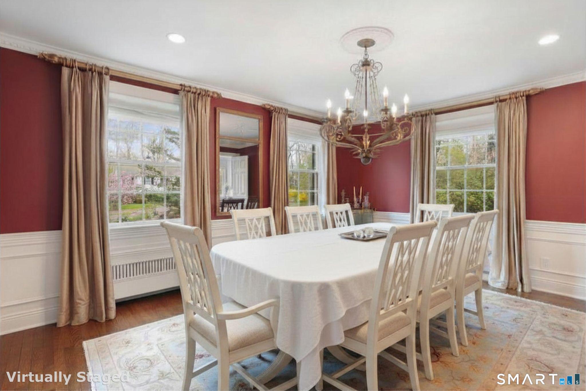 25 Lakewood Circle North