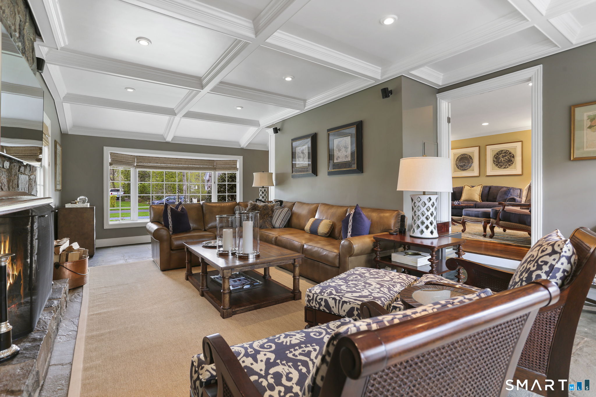 25 Lakewood Circle North