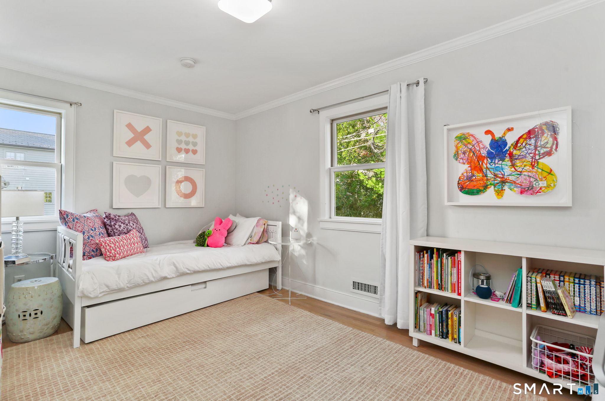 6 Meadowbank Road