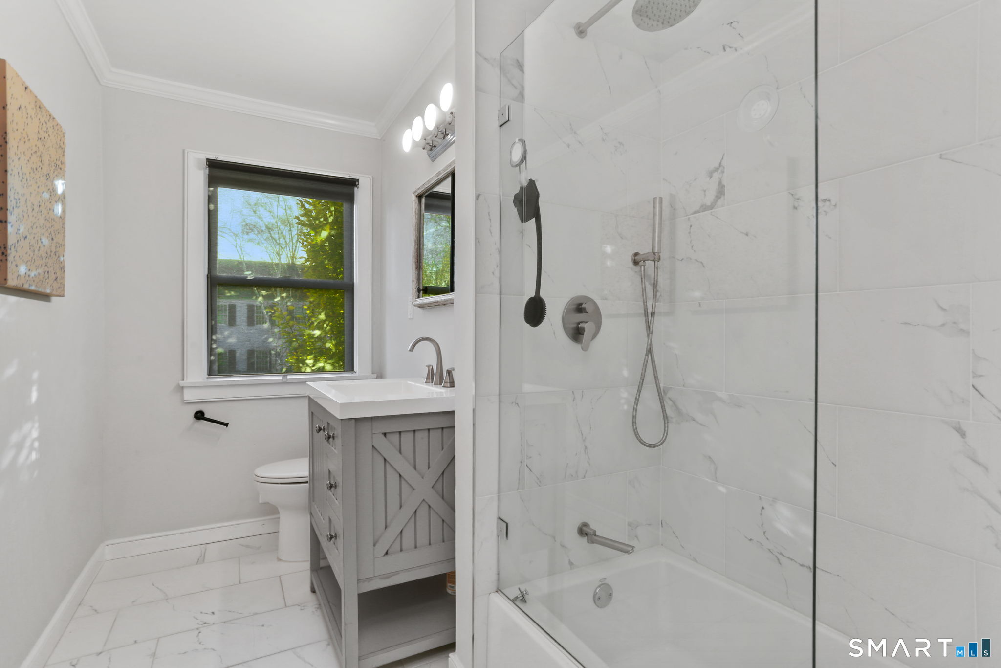 6 Meadowbank Road