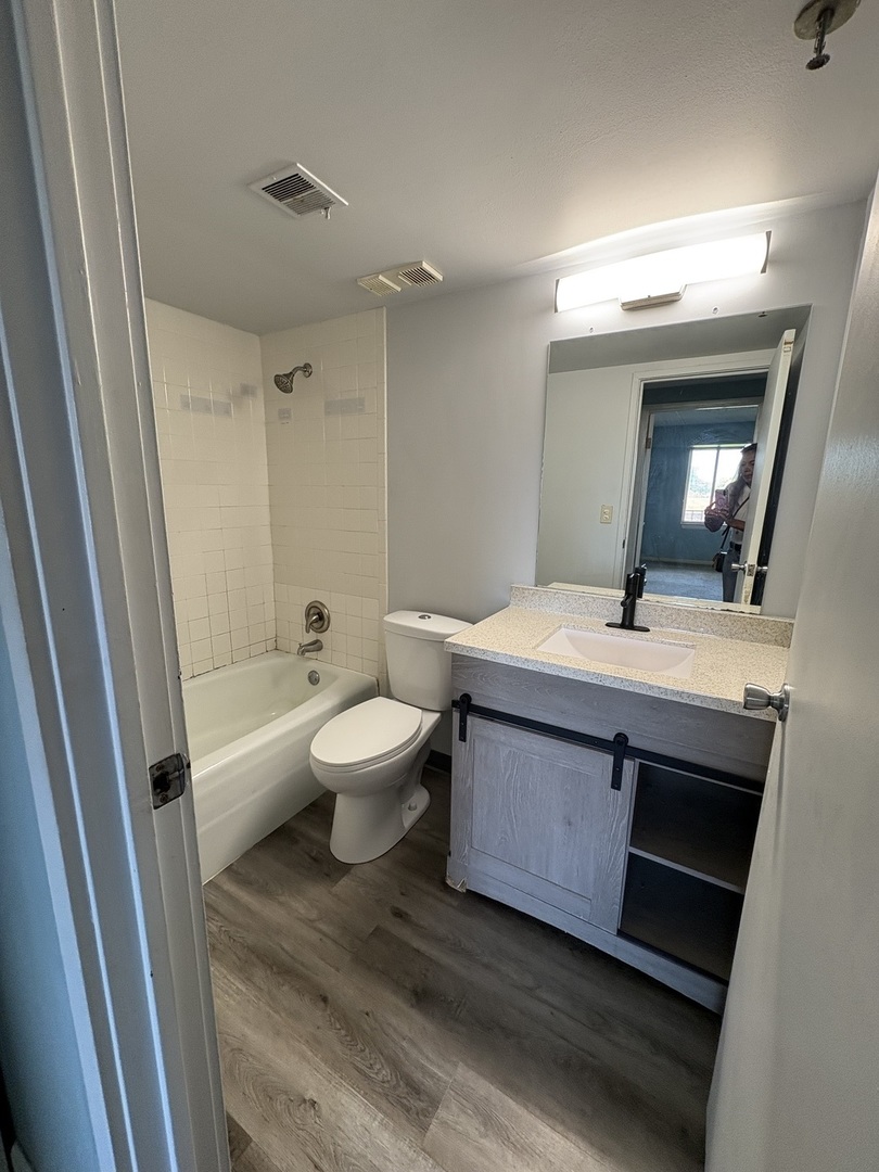 1450 PLYMOUTH Lane Unit: 509