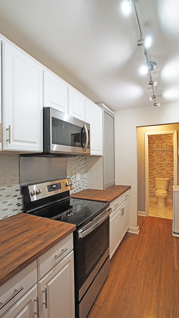 4710 W NORTHFOX Lane Unit: 3