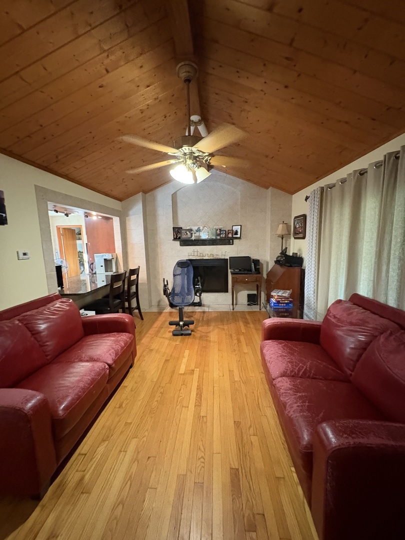 9417 Conestoga Trail