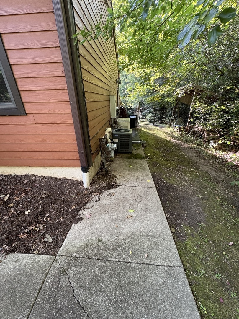 9417 Conestoga Trail