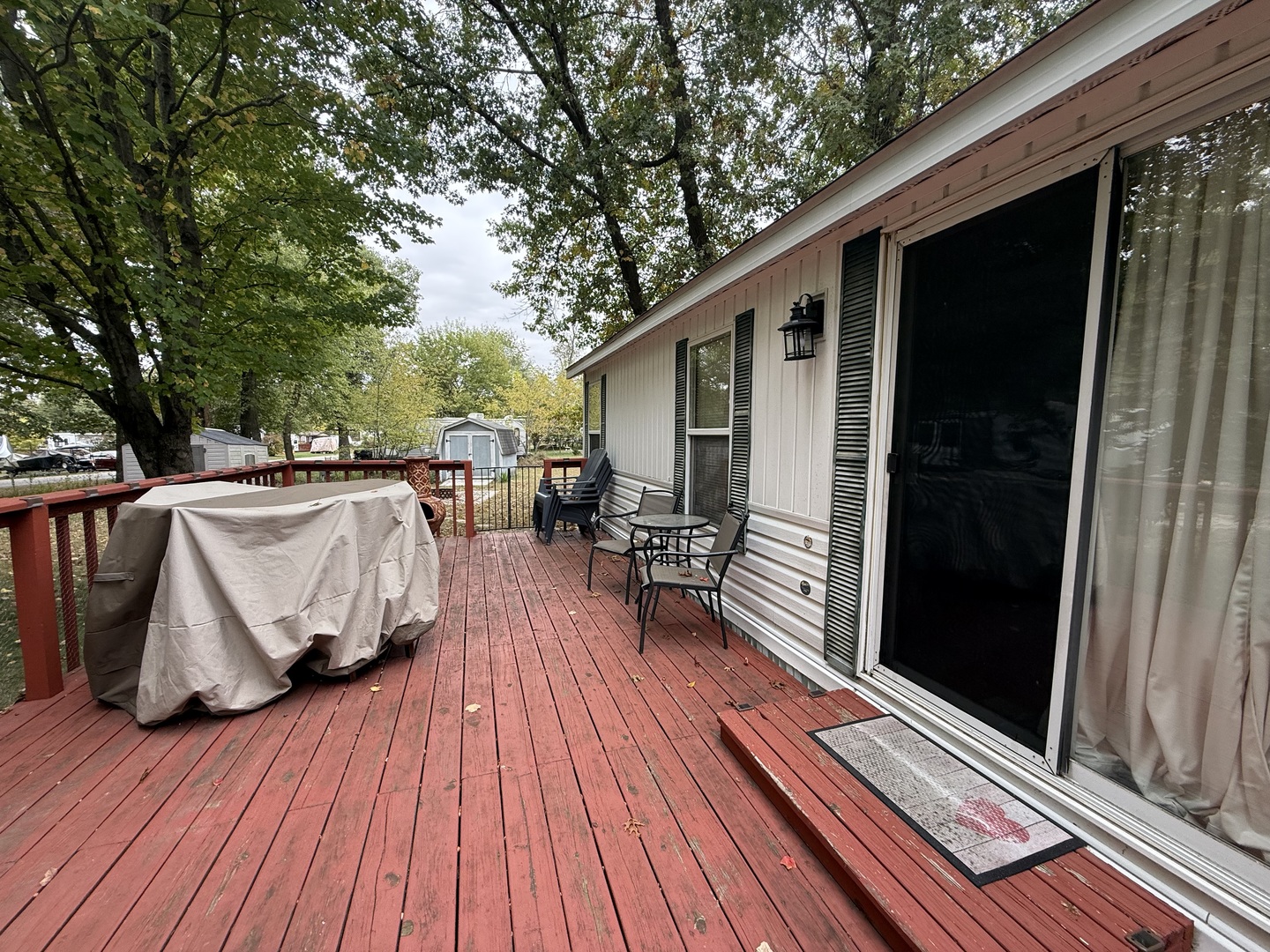 9-49 Woodhaven Lakes