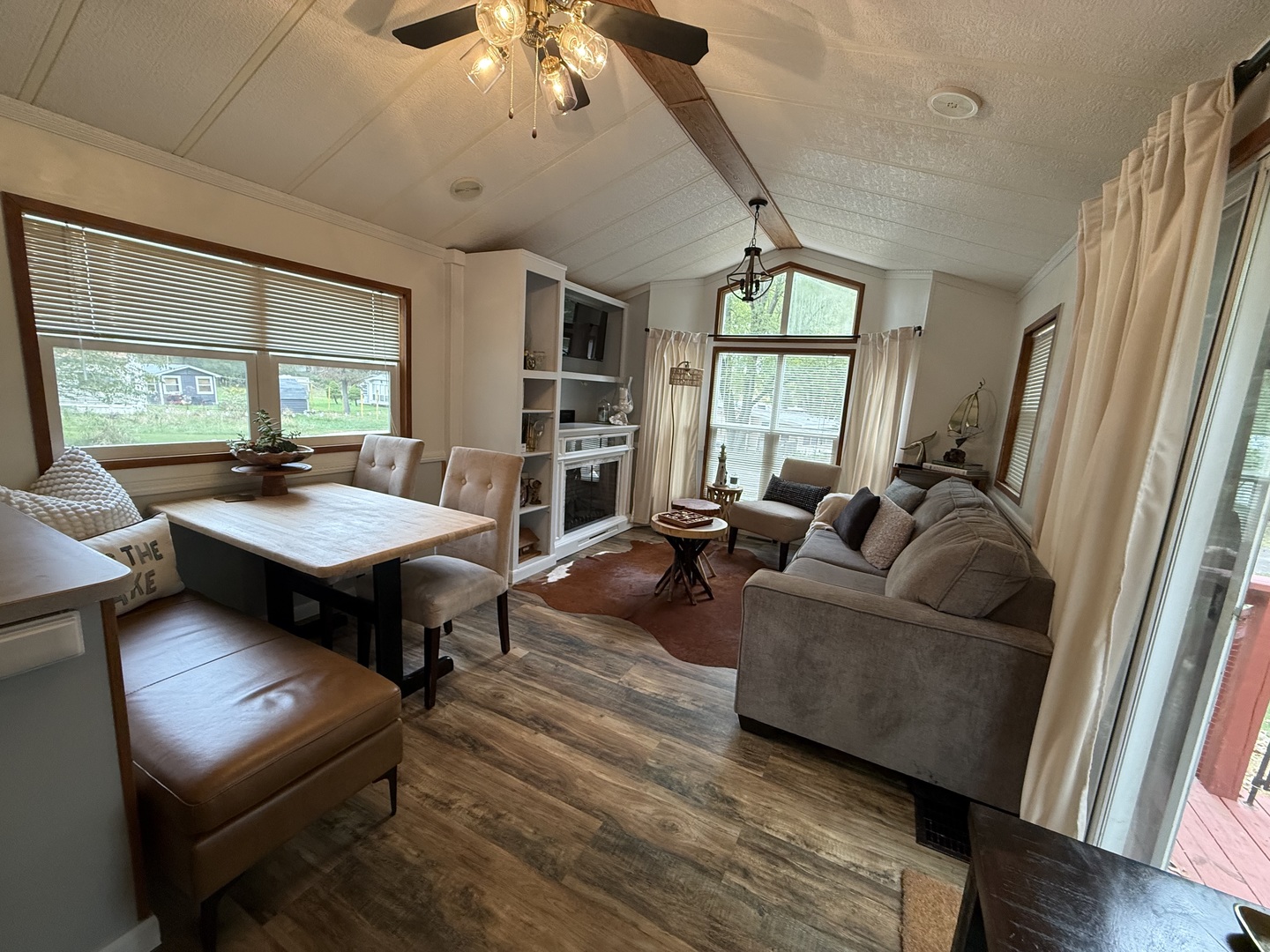 9-49 Woodhaven Lakes