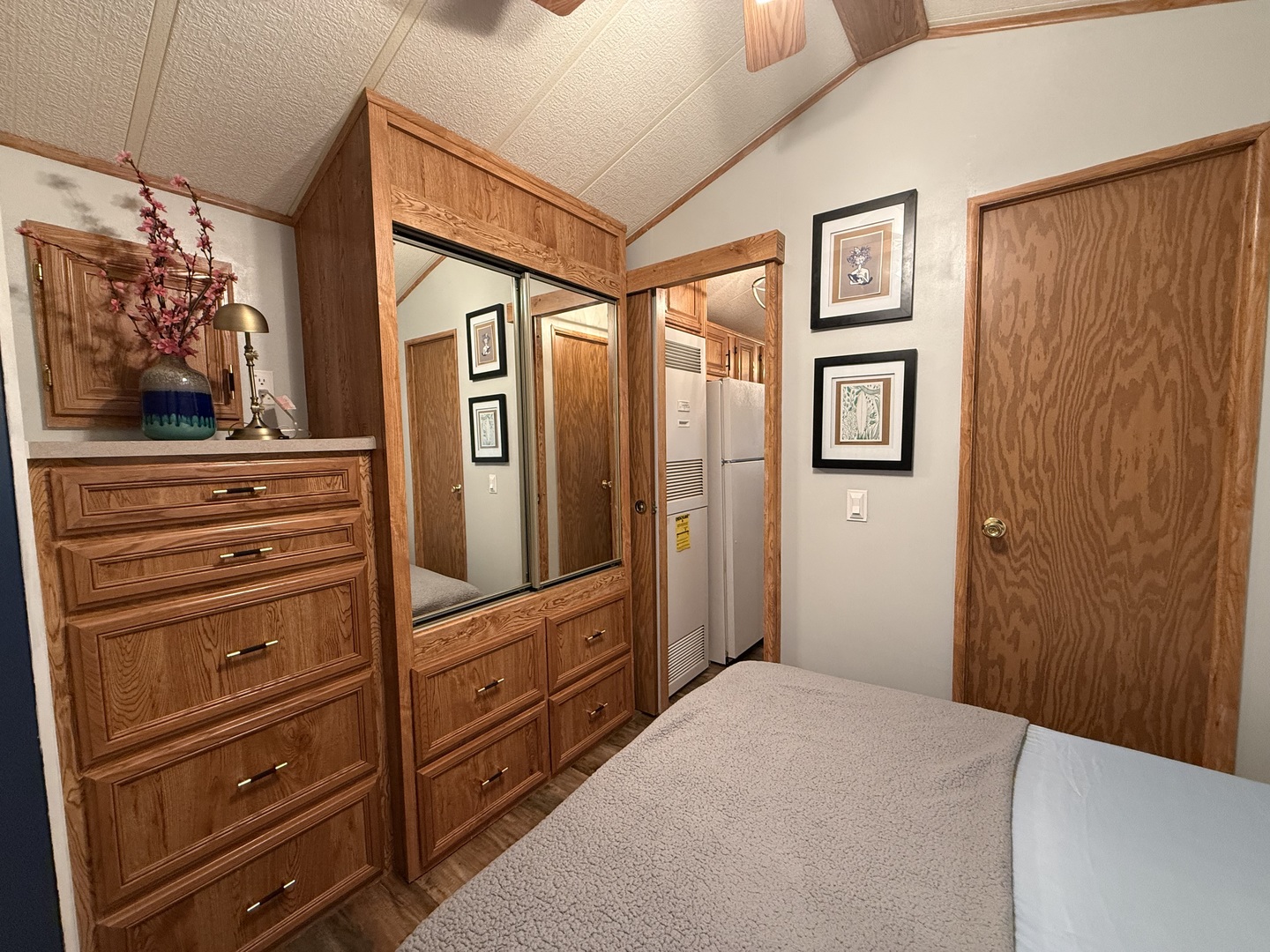 9-49 Woodhaven Lakes