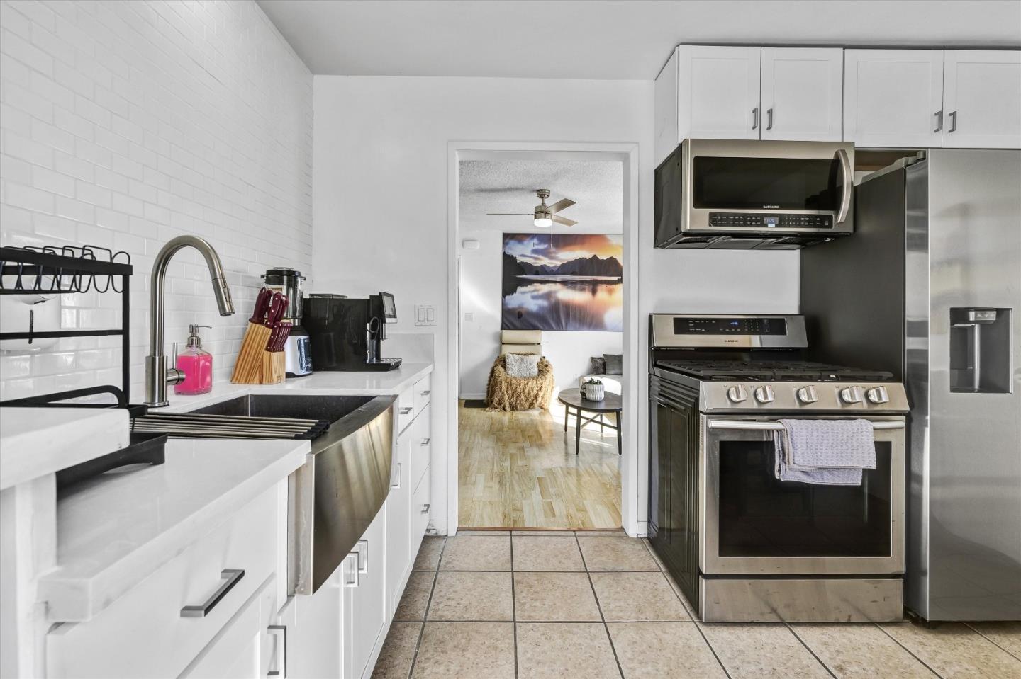 2405 Meadowvale Avenue