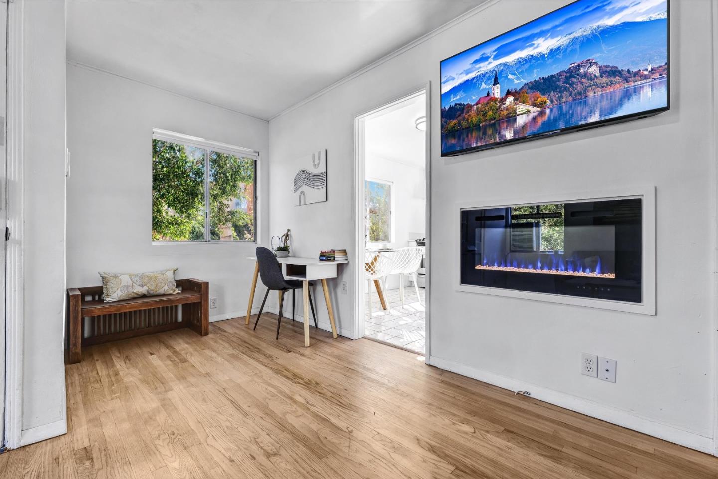 2405 Meadowvale Avenue