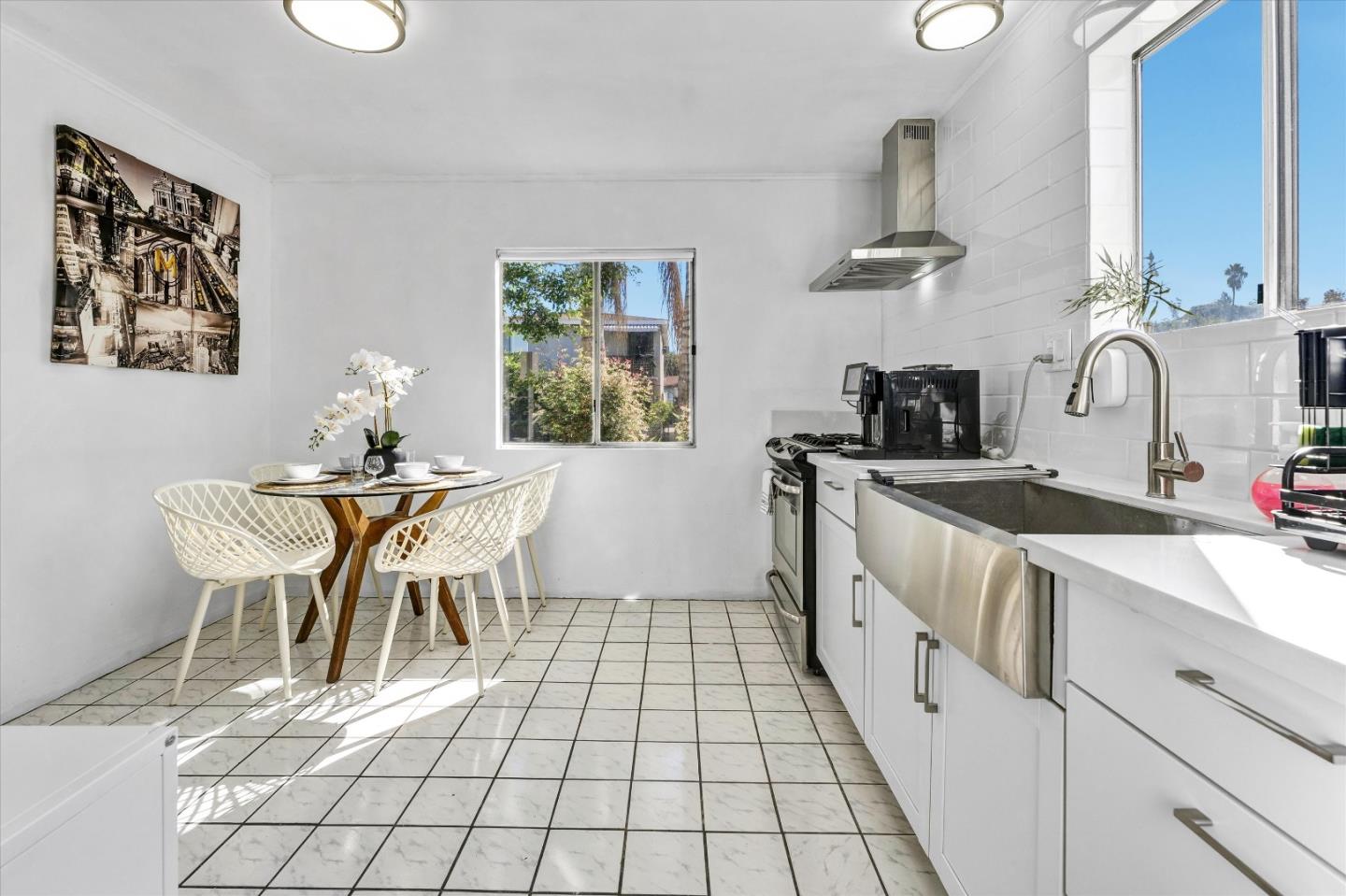 2405 Meadowvale Avenue