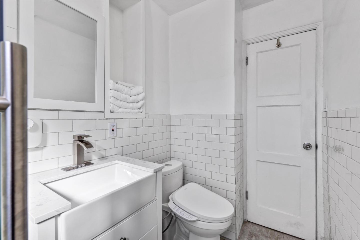 2405 Meadowvale Avenue