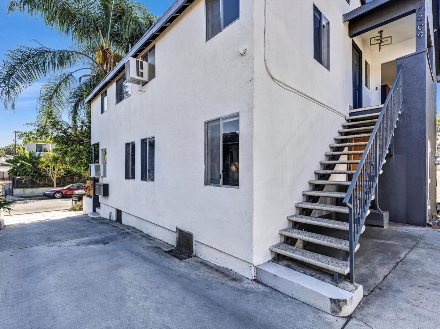 2405 Meadowvale Avenue