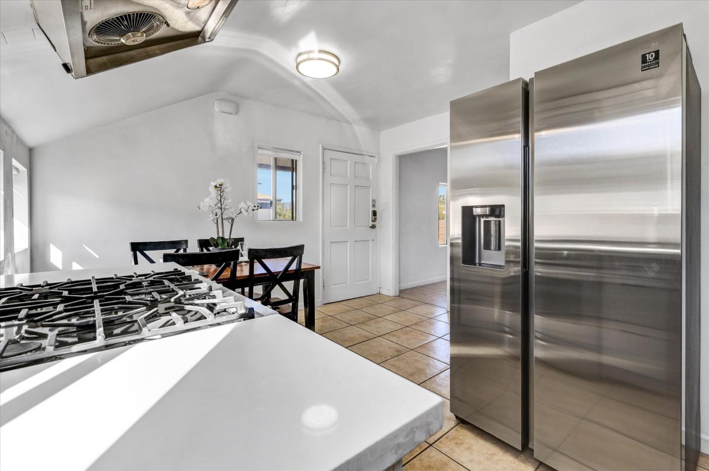 2405 Meadowvale Avenue