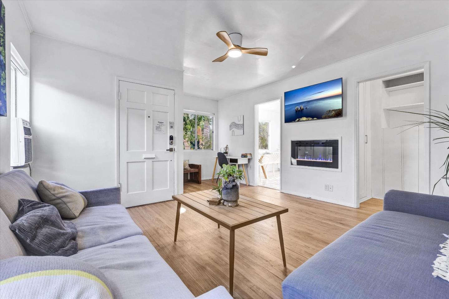 2405 Meadowvale Avenue