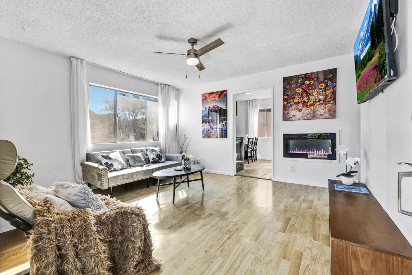 2405 Meadowvale Avenue