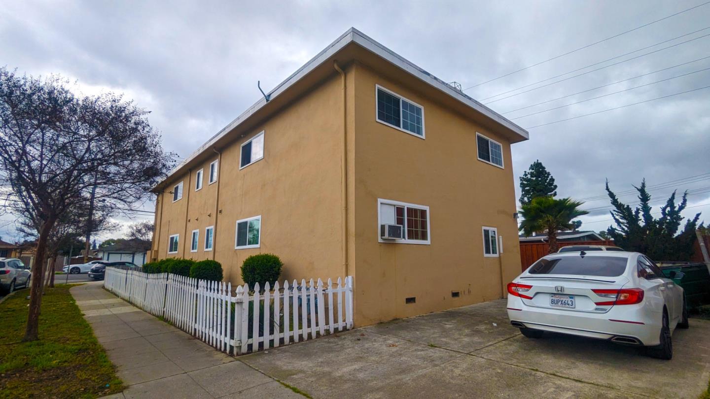 2529 Madden AVE