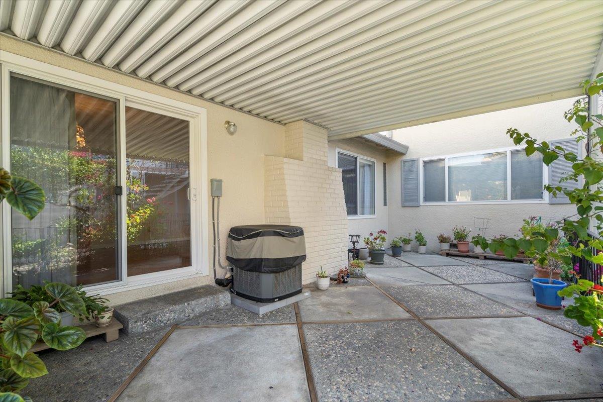 3166 Neal AVE