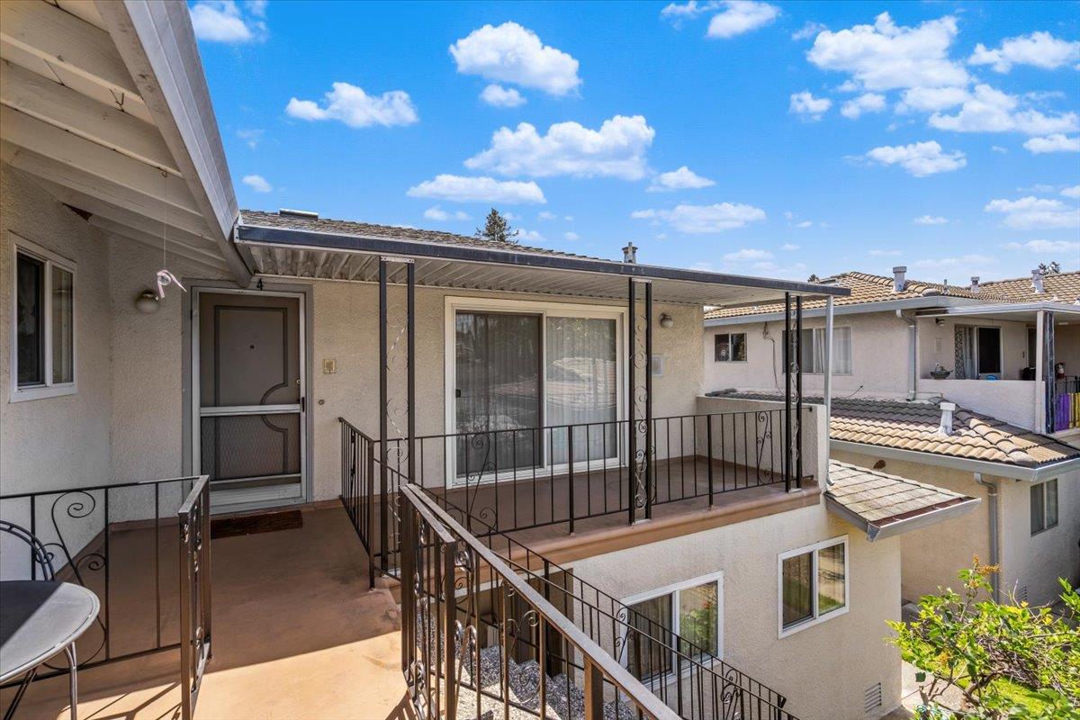 3166 Neal AVE