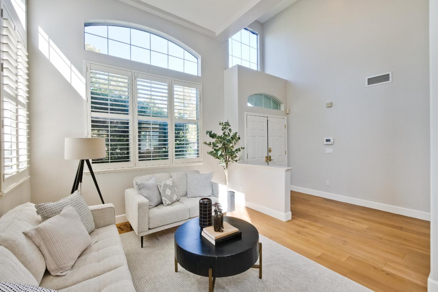 3322 Moulin Lane