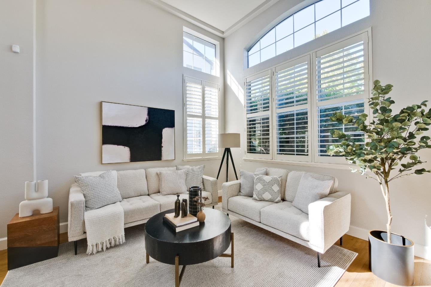 3322 Moulin Lane