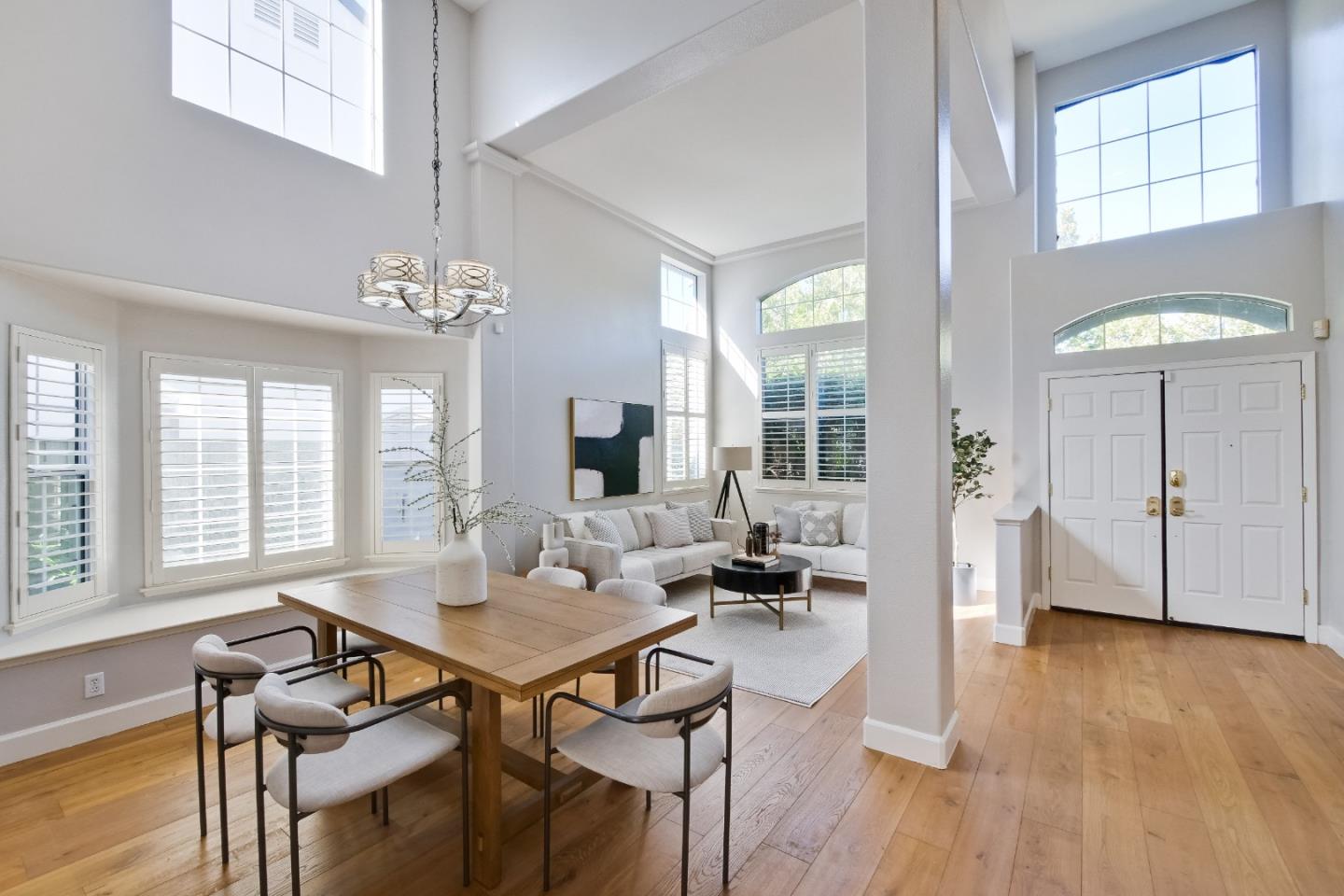 3322 Moulin Lane