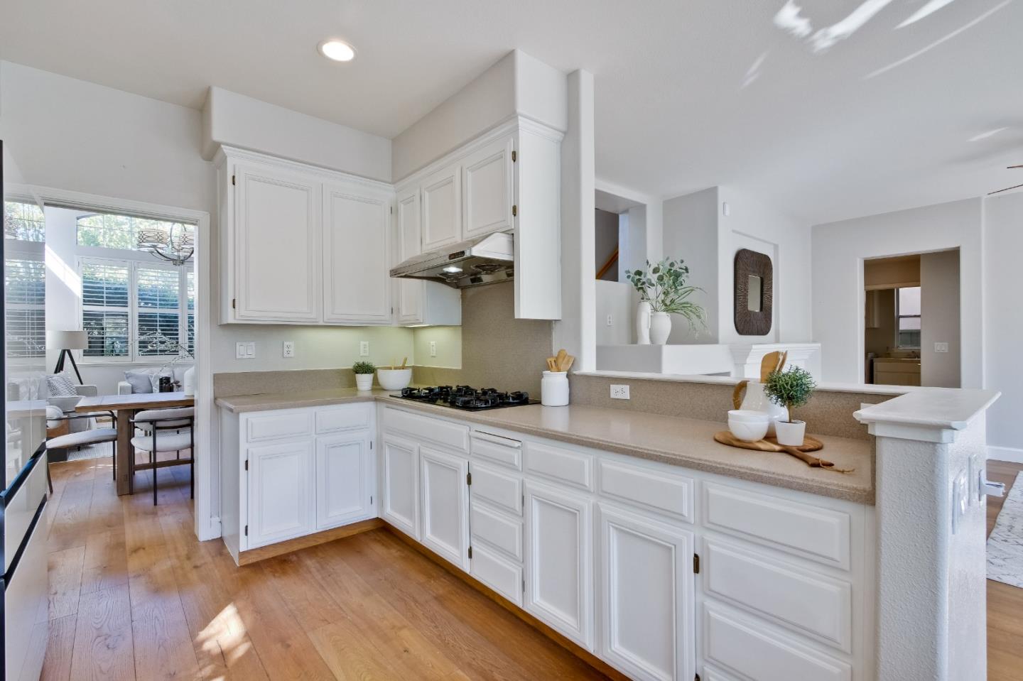 3322 Moulin Lane