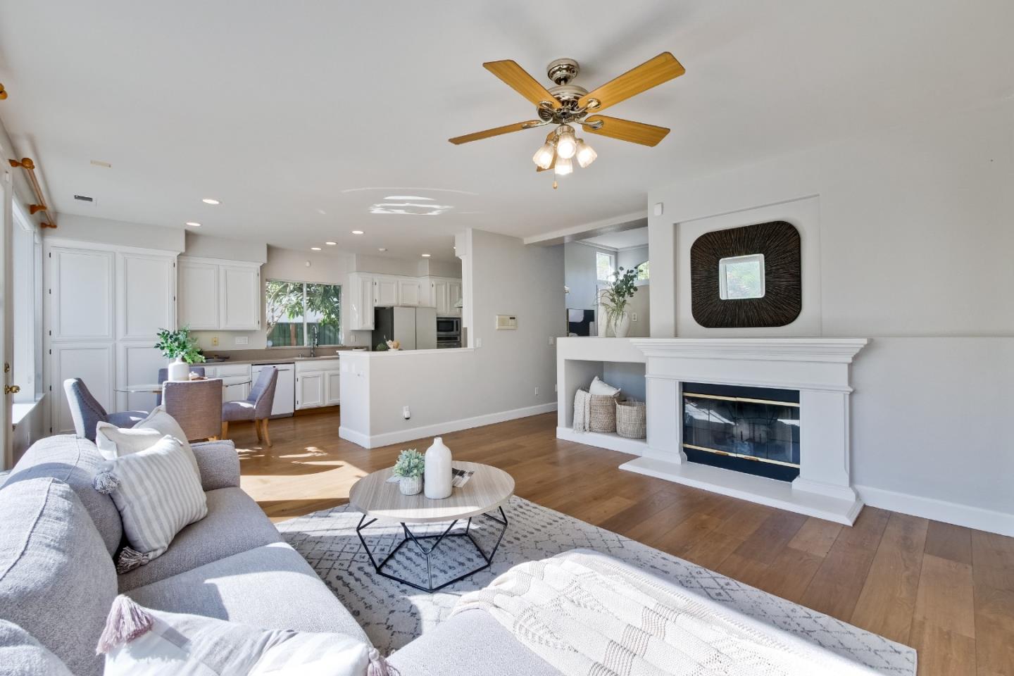 3322 Moulin Lane