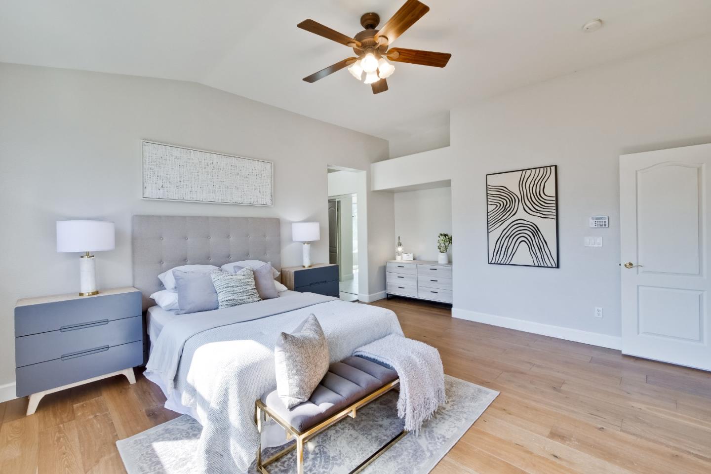 3322 Moulin Lane