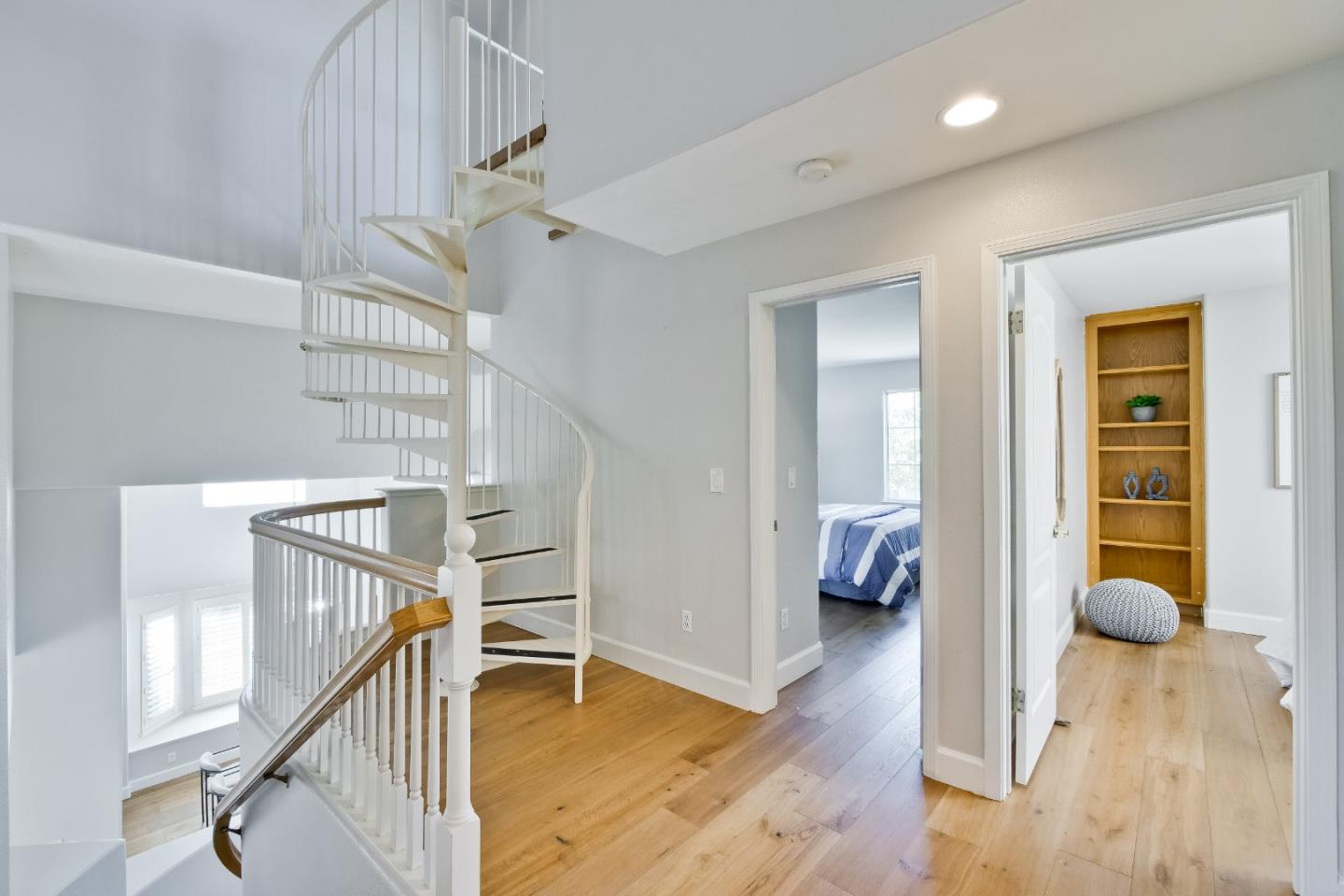 3322 Moulin Lane