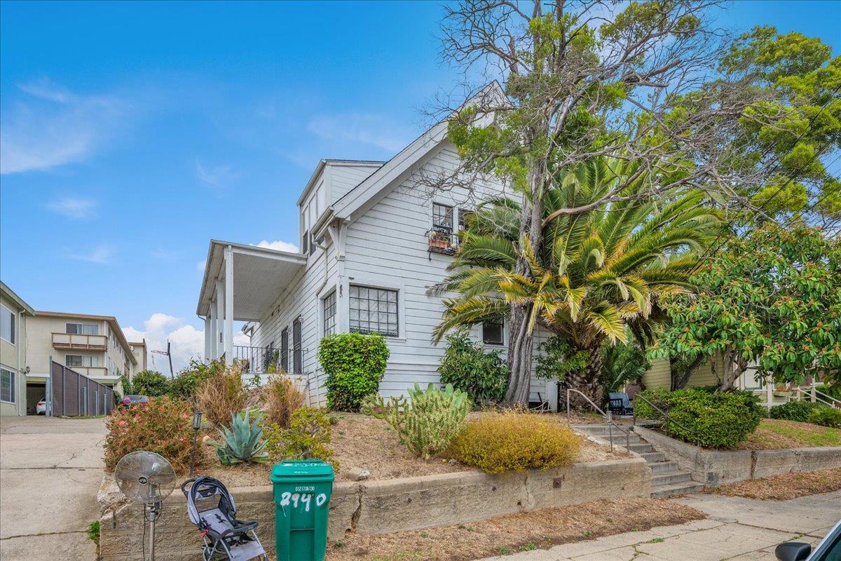 2464 Palmetto ST