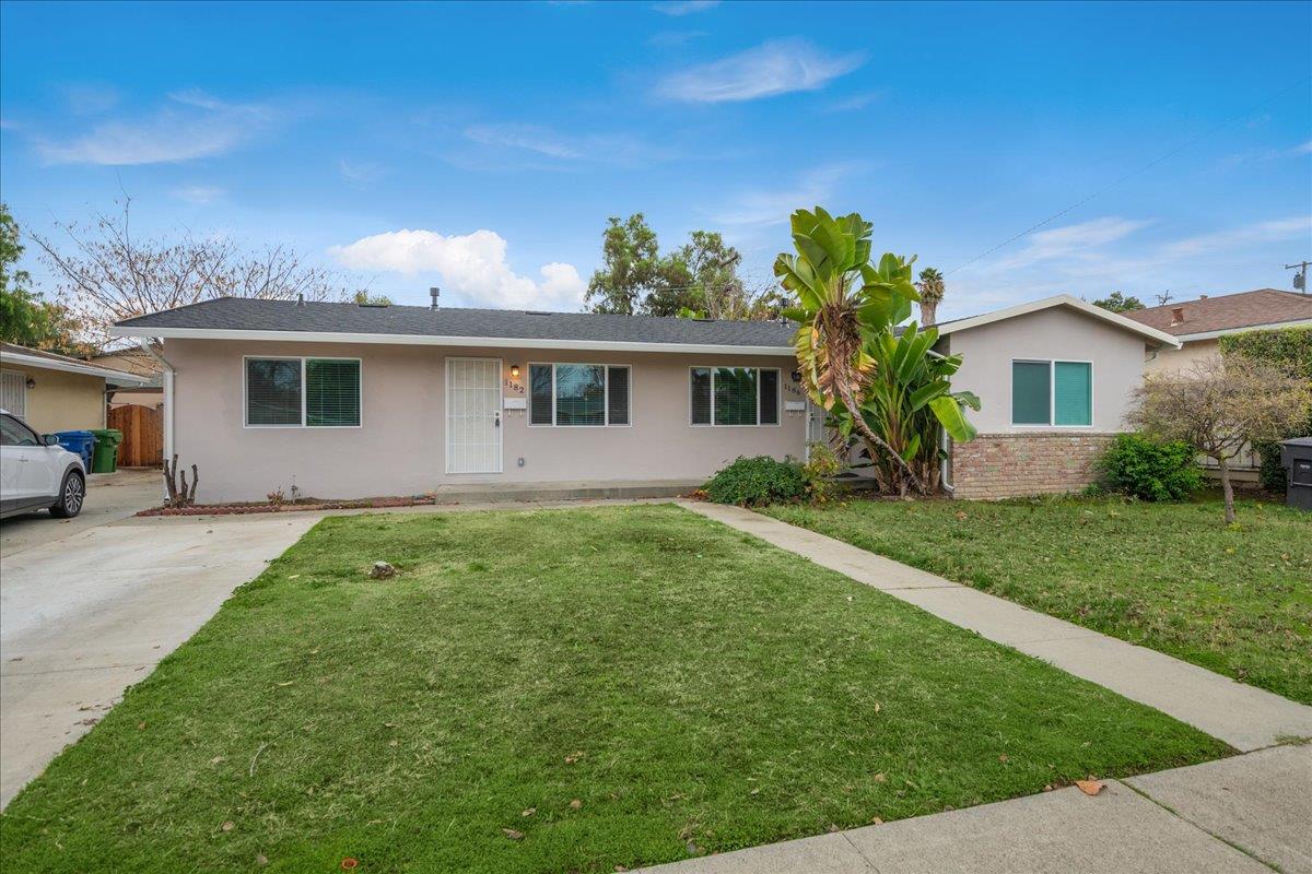 1182 Bismarck DR
