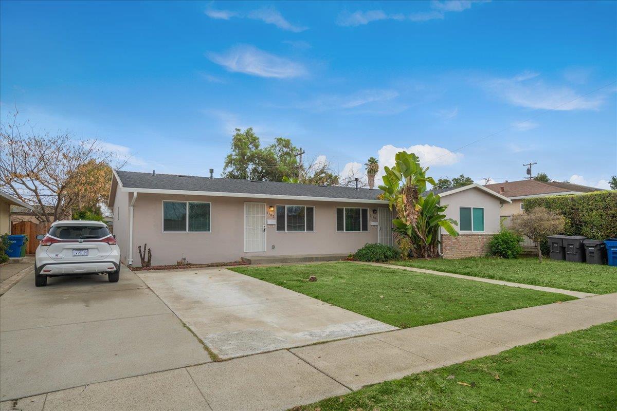 1182 Bismarck DR