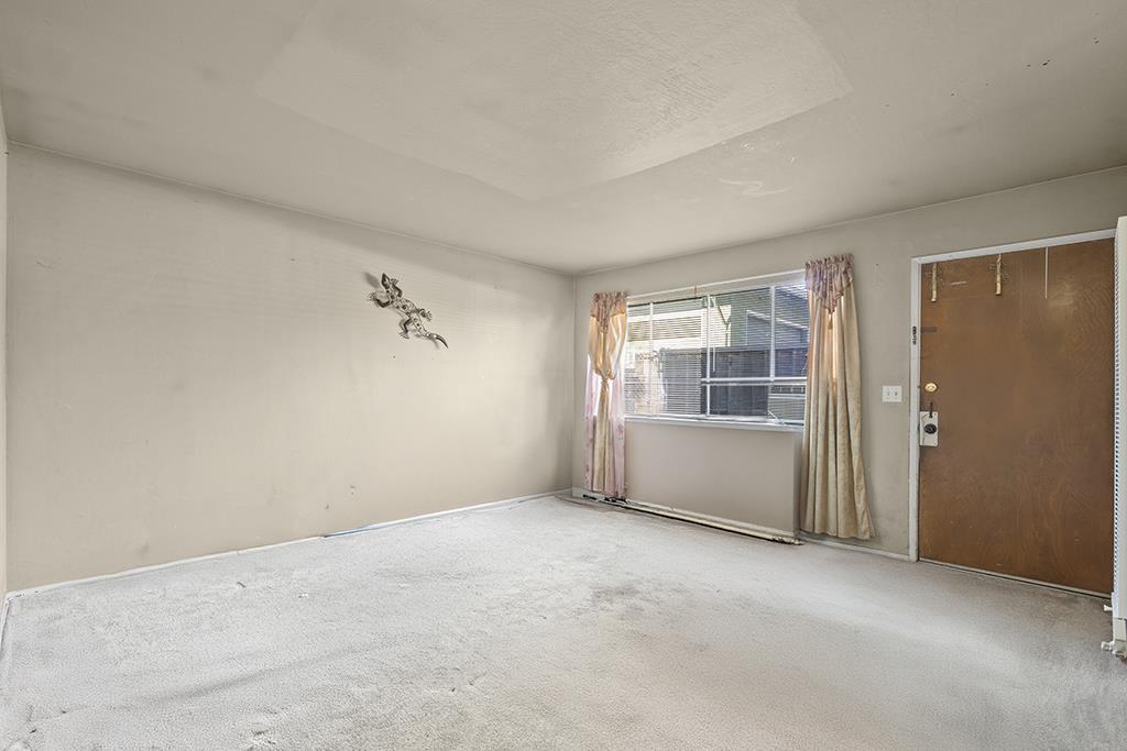 1171 Locust ST