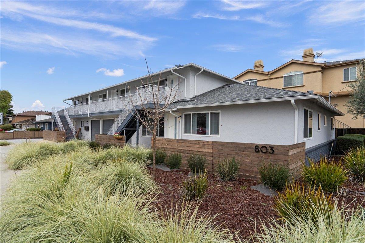 803 Maryann DR