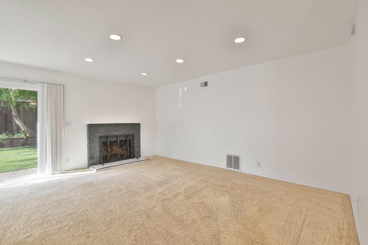 165 Cheltenham WAY