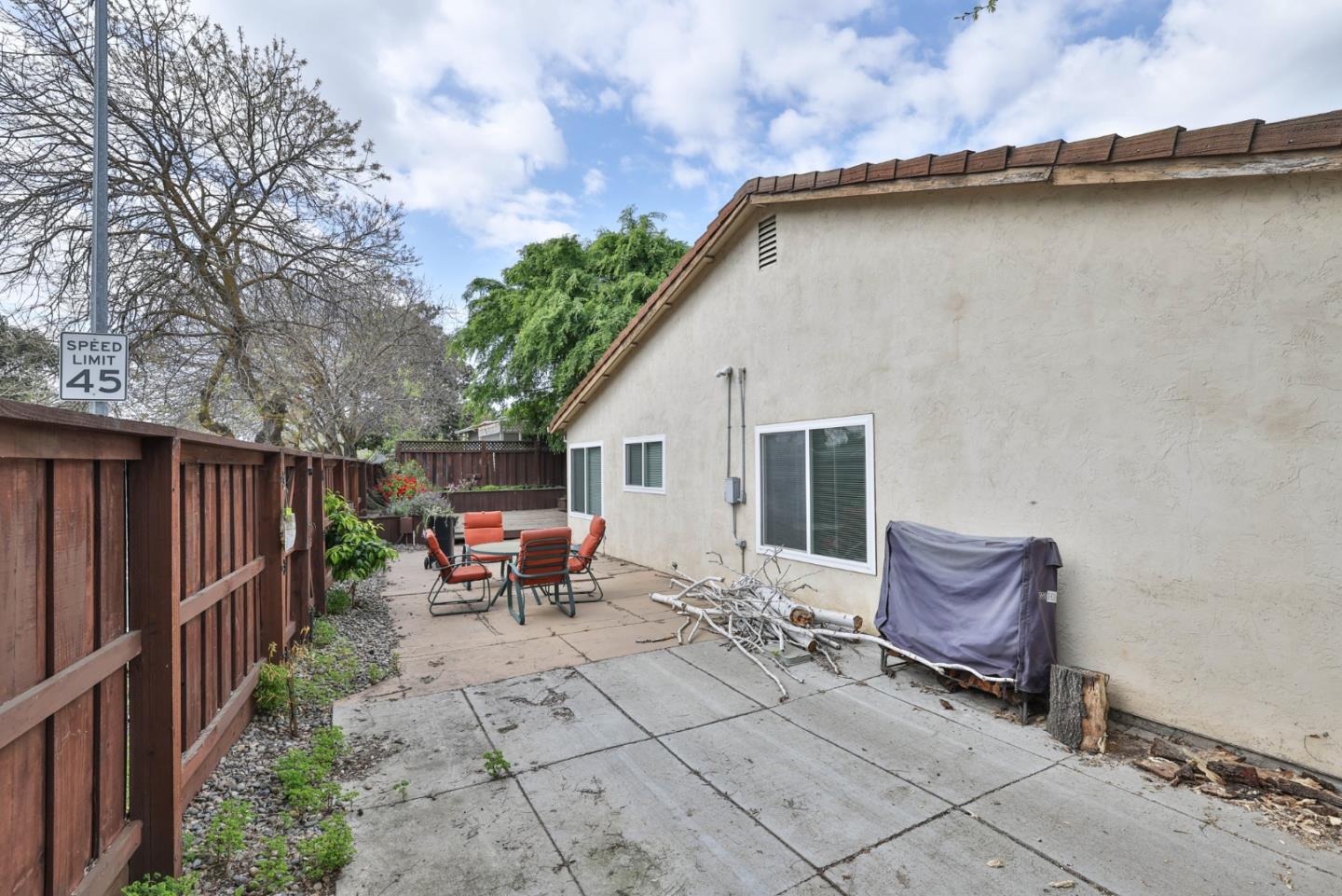 165 Cheltenham WAY