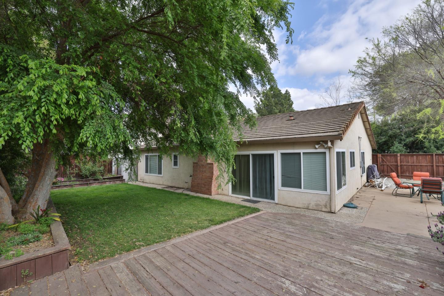 165 Cheltenham WAY