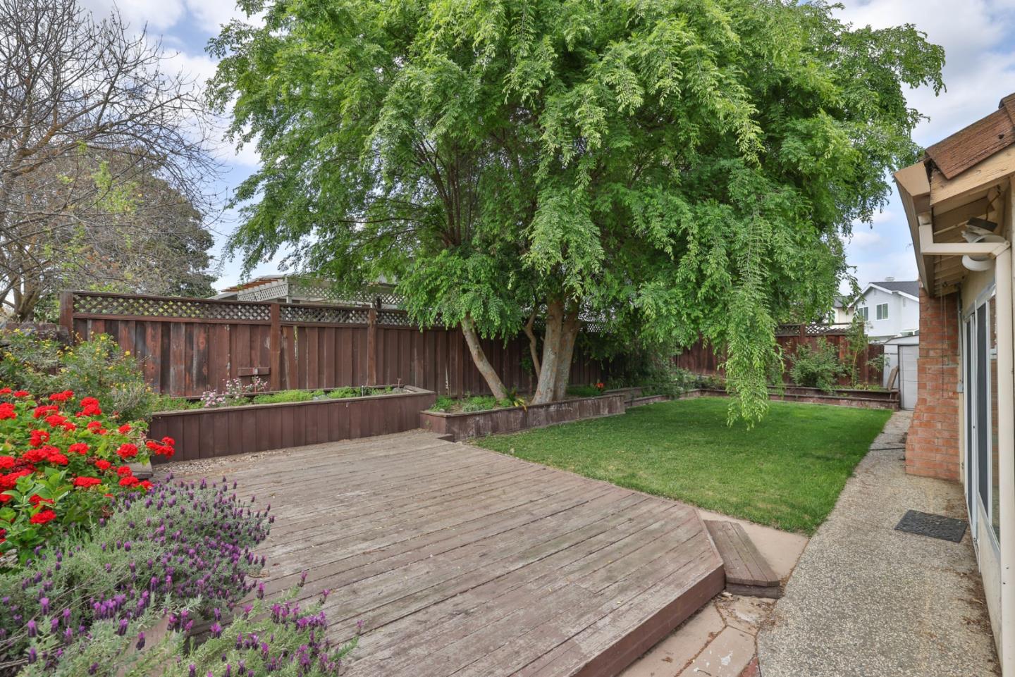 165 Cheltenham WAY