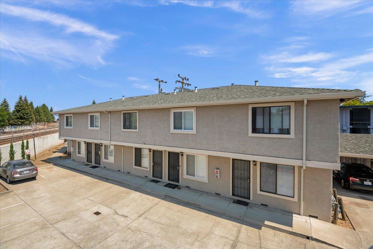 760 Fletcher Lane