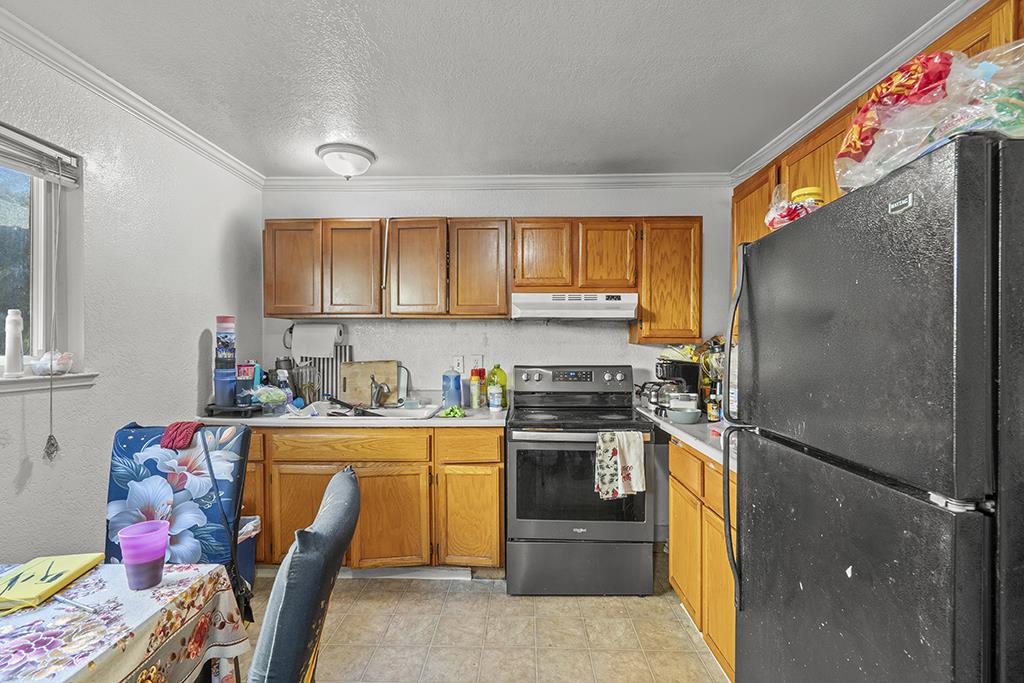 7487 Rogers Lane