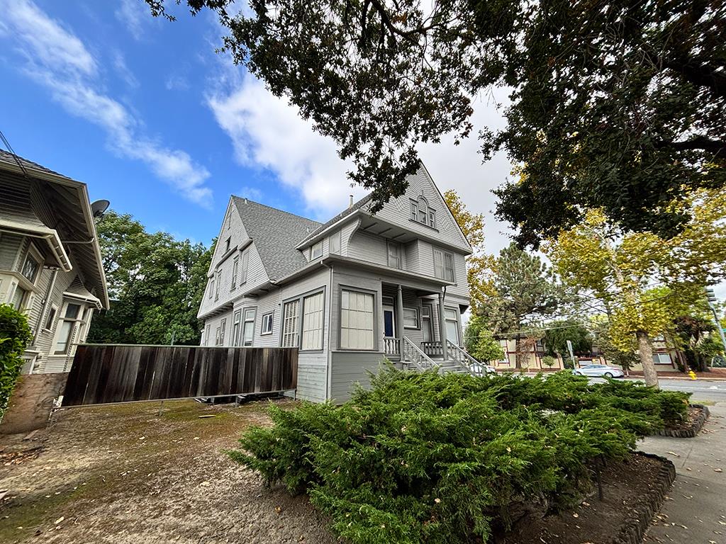 601 South 5th Street