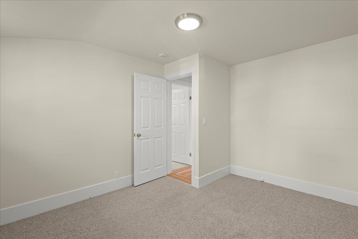 262 Hawthorne Avenue