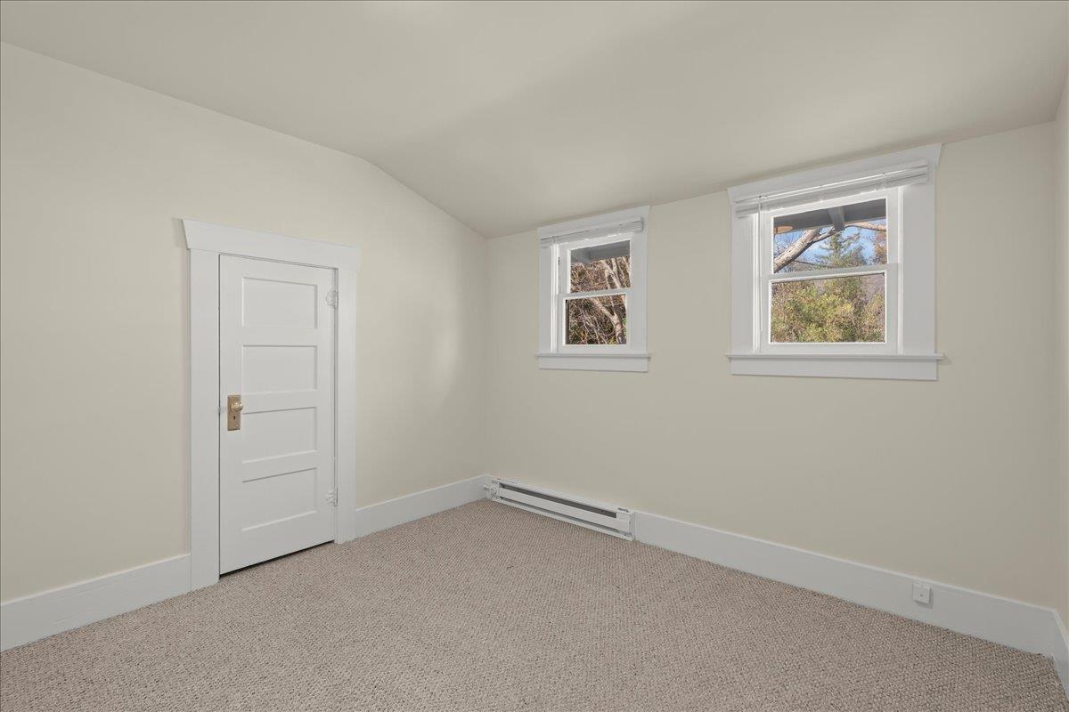 262 Hawthorne Avenue