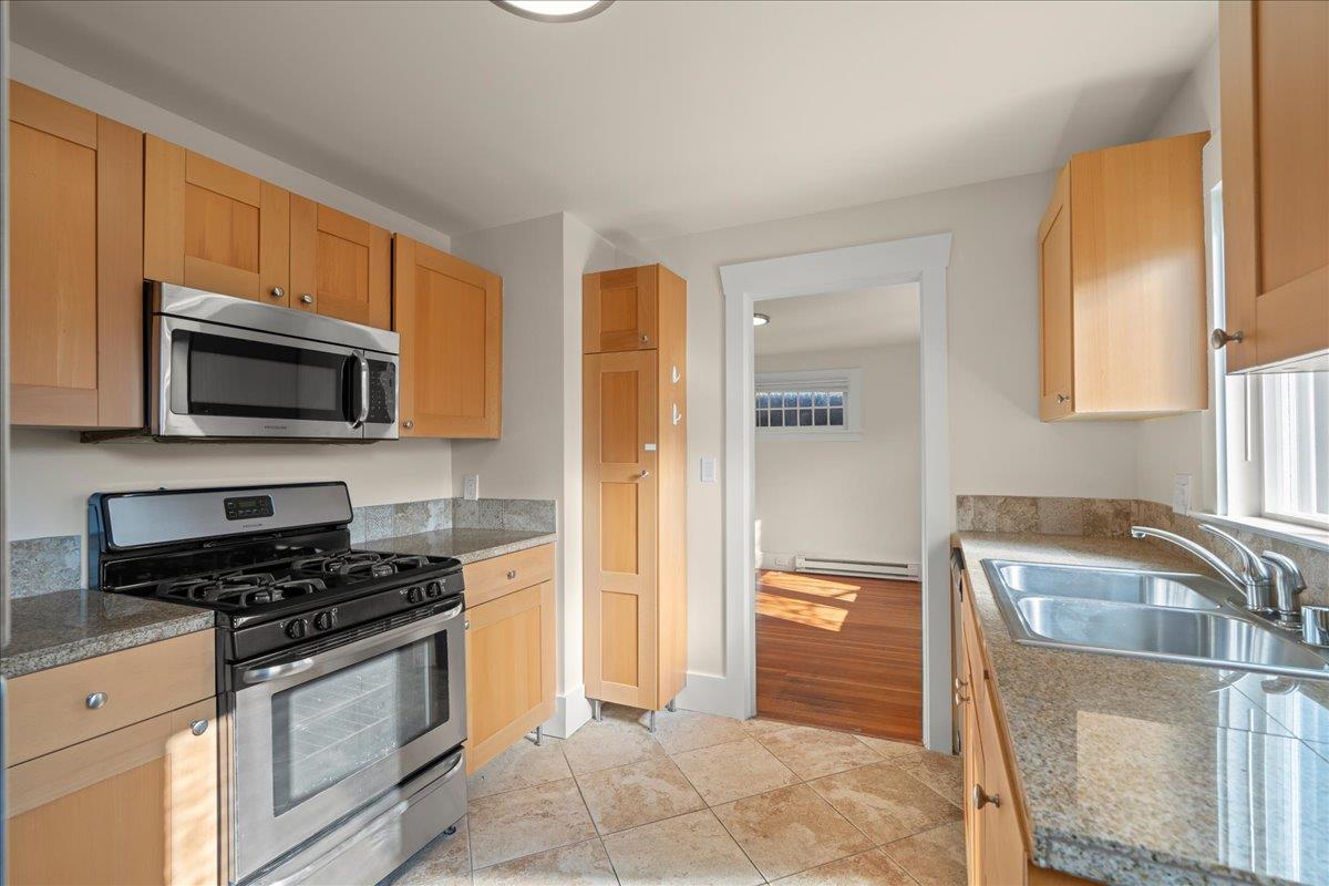 262 Hawthorne Avenue