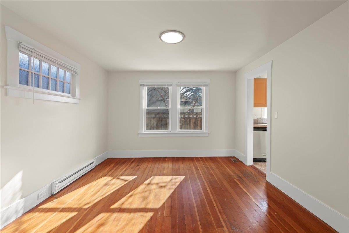 262 Hawthorne Avenue