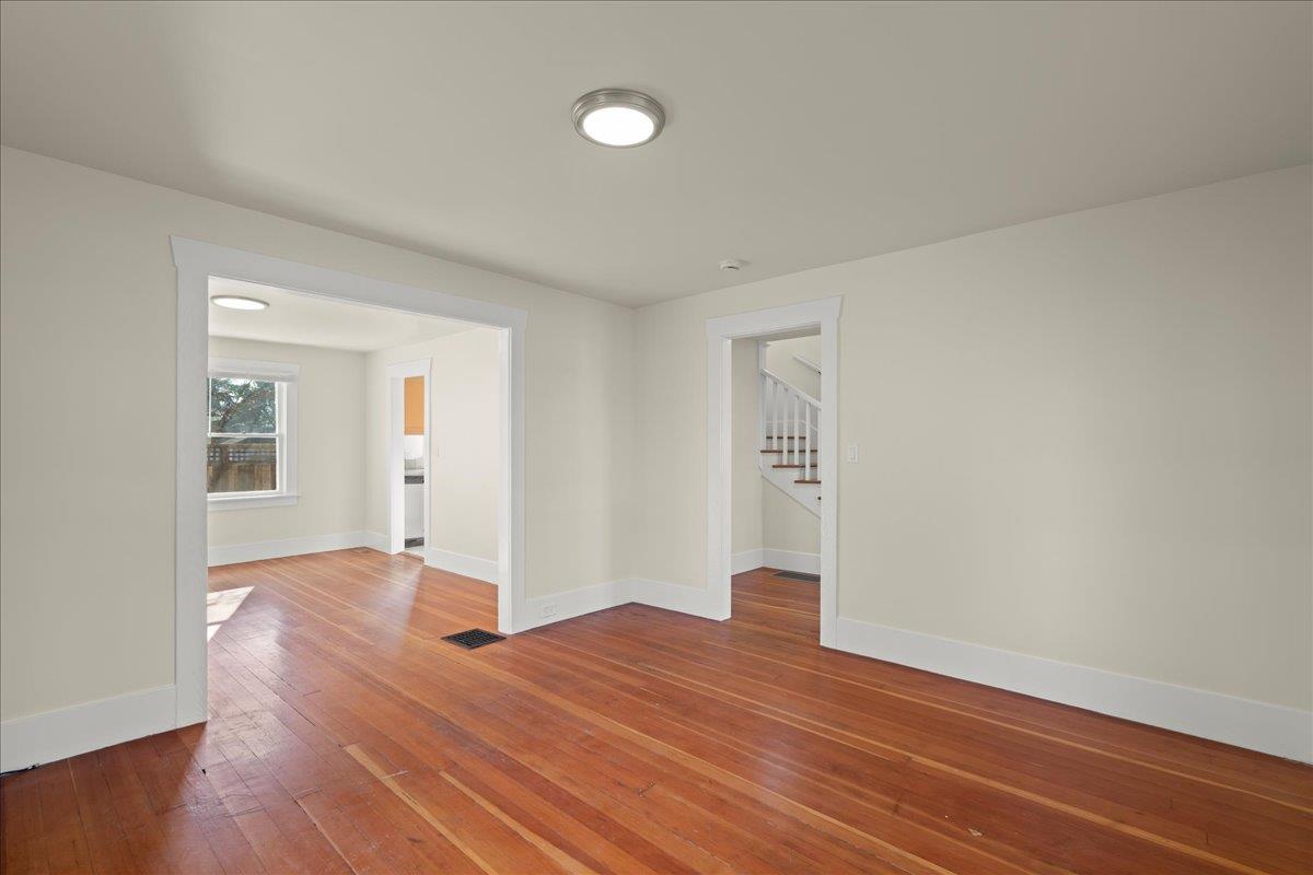 262 Hawthorne Avenue