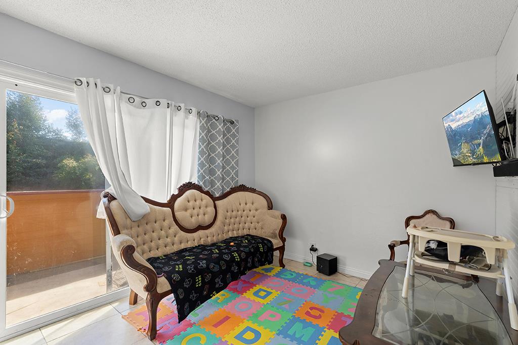 25039 Cypress Avenue