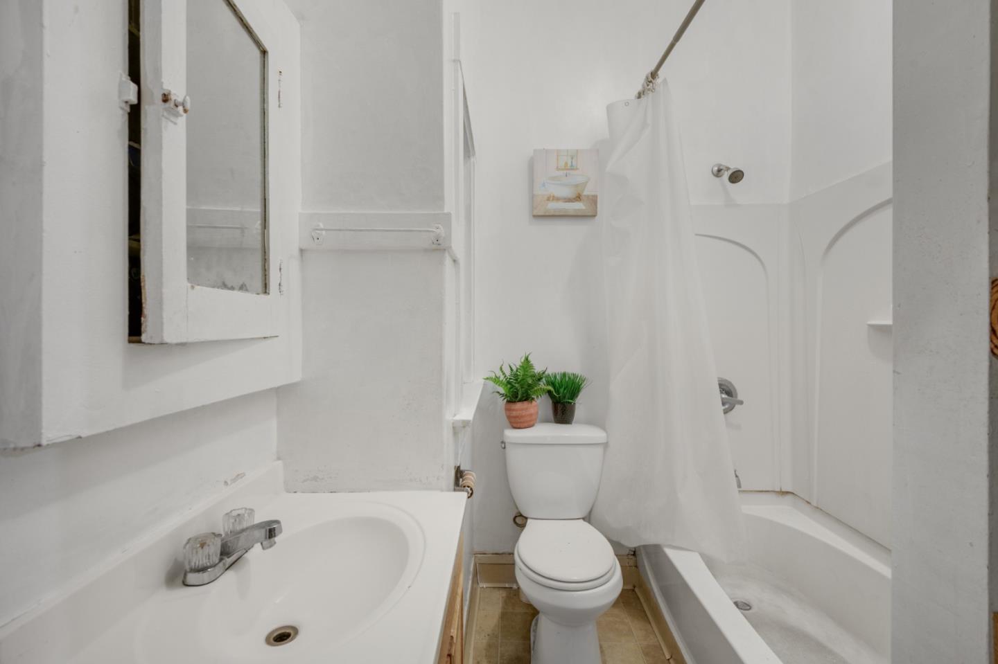 2874-2882 Telegraph Avenue