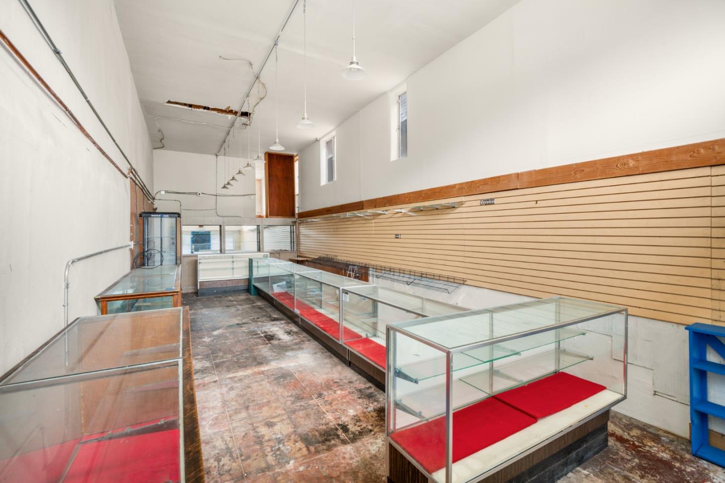 2874-2882 Telegraph Avenue