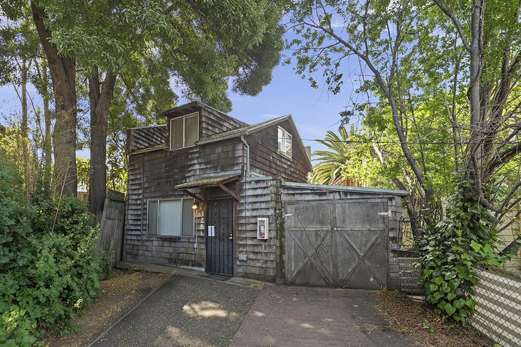 326-328 Athol Avenue